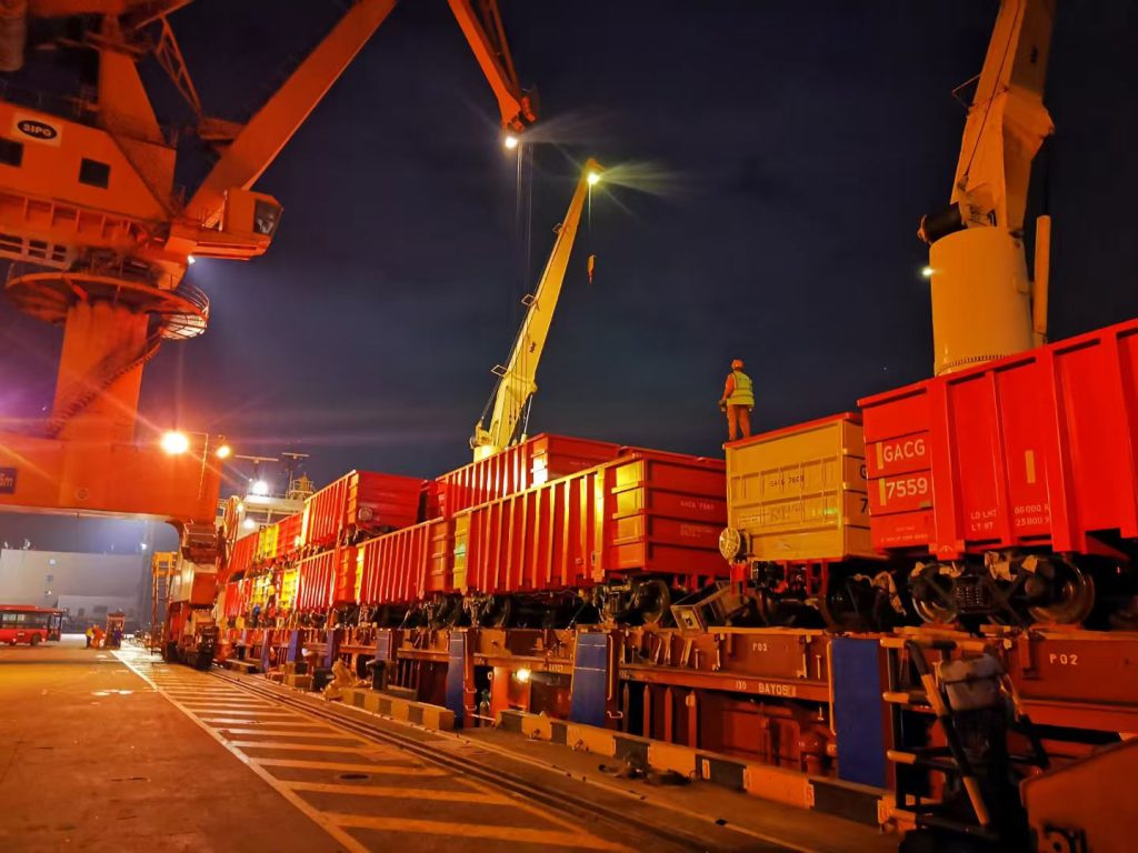 49d331b86b24066739f78f2bf940cf2d